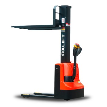 Самоходный штабелер AX 1216D OXLIFT 1600 мм 1200 кг Самоходный штабелер AX 1216D OXLIFT 1600 мм 1200 кг