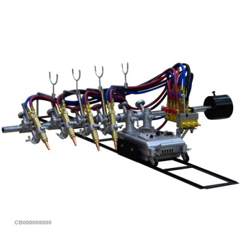 Машина для резки листов CG-30 IV (4 резака, 1 рельс) Машина для резки листов CG-30 IV (4 резака, 1 рельс)
